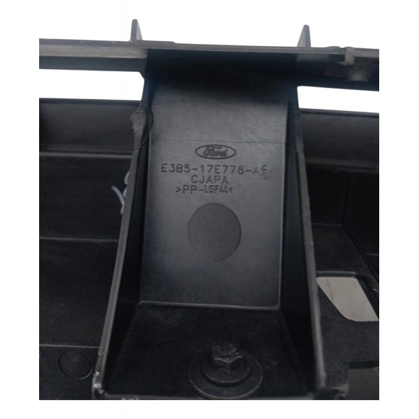 Reforço Suporte Dianteiro Parachoque Ford Ka 2018 Detalhe