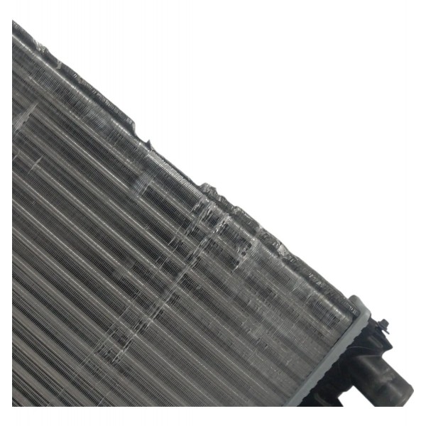 Radiador Agua Motor Chevrolet Corsa Sedan 1.0 2004 Detalhe