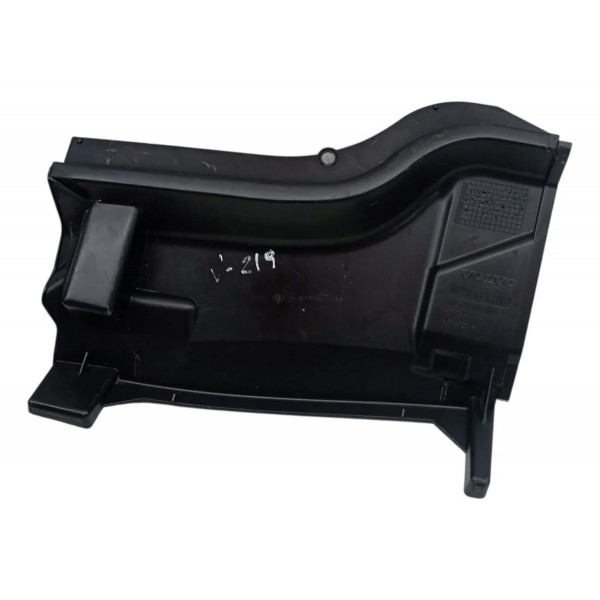 Acabamento Esquerdo Grade Churrasqueira Volvo C30 2009 2010