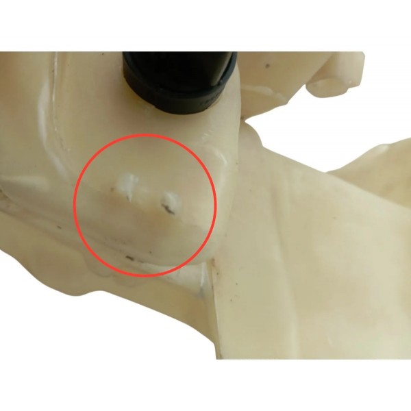 Reservatorio Limpador Parabrisa Volvo C30 2.5 2010 Detalhe