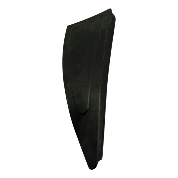 Moldura Traseira Esquerda Chery Qq 1.0 2011 2012 2013