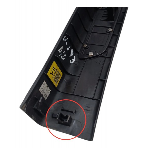 Soleira Porta Dianteira Direita Hyundai Azera 2011 Detalhe Prateado