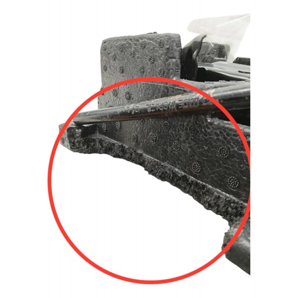 Kit Macaco Chave Roda Isopor Fiat Mobi 1.0 2020 Detalhe