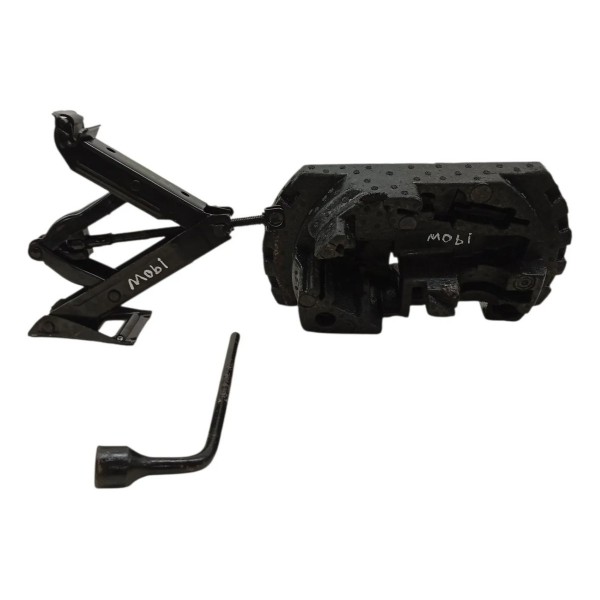 Kit Macaco Chave Roda Isopor Fiat Mobi 1.0 2020 Detalhe