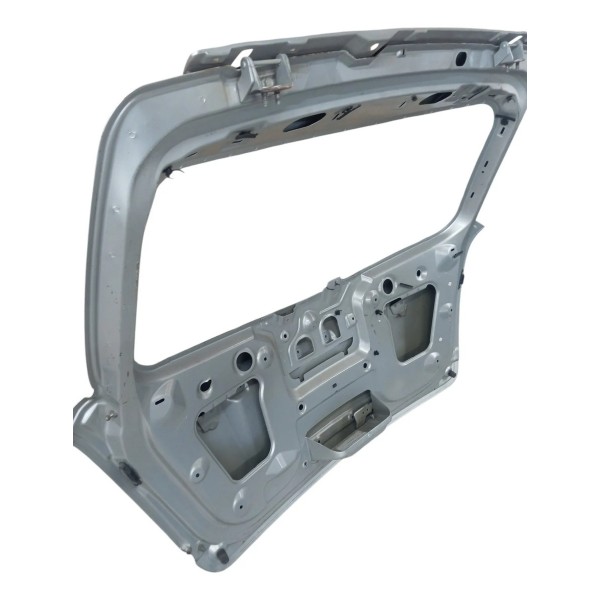 Tampa Traseira Chevrolet Captiva 2009 2010 Detalhe Cinza