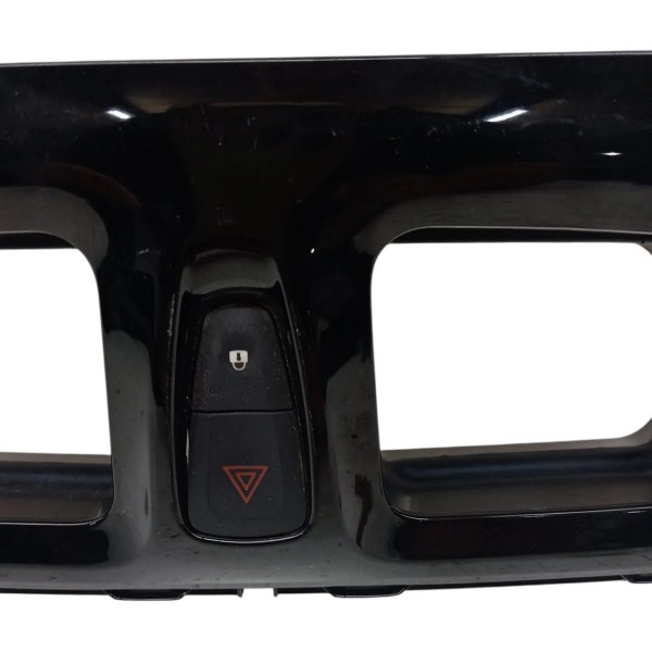 Moldura Painel Central Difusor Renault Logan Sandero 2016