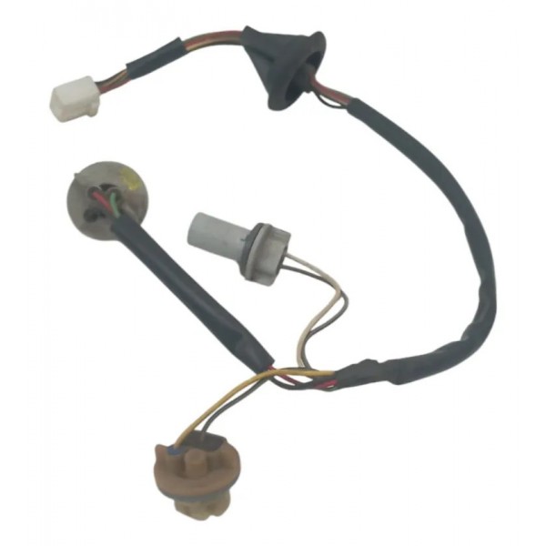 Chicote Lanterna Traseira Esquerda Gm Cruze Sedan 2014 2015