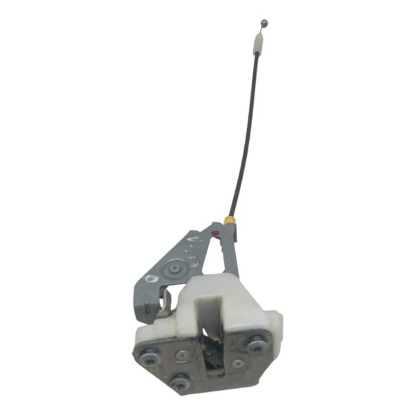 Fechadura Direita Tampa Inferior Mitsubishi Outlander 2010