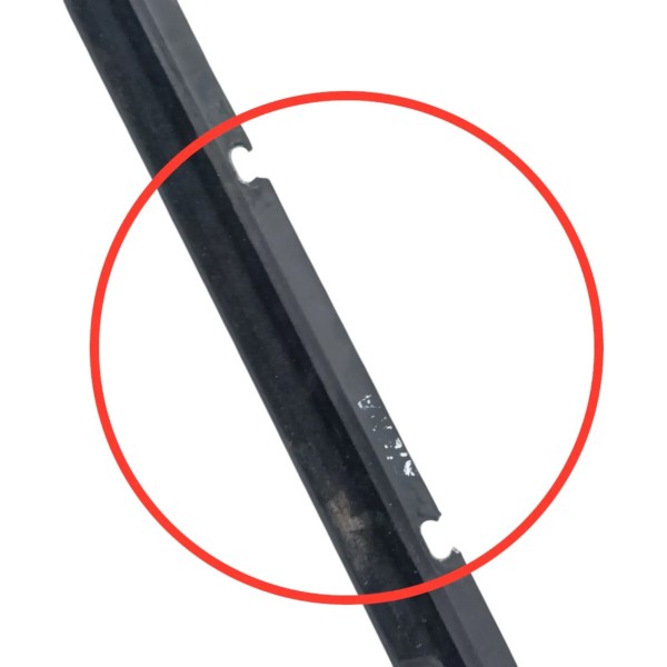 Friso Porta Traseira Esquerda Vw Jetta Variant Detalhe 2008 Prateado