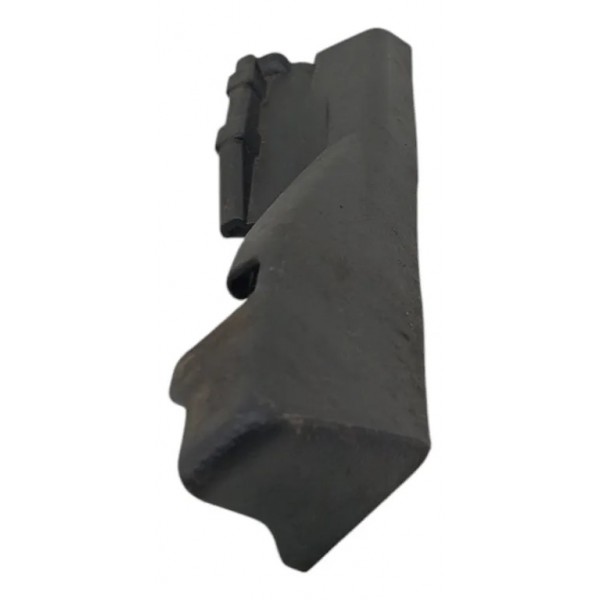 Acabamento Inferior Banco Direito Gm Cruze Sedan 2013 2014