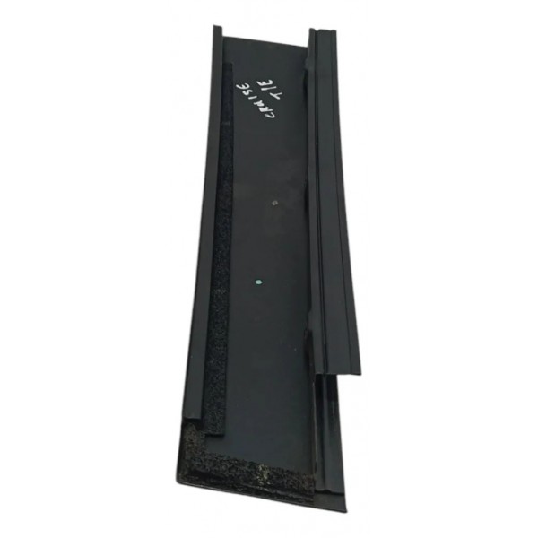 Moldura Externa Porta Traseira Esq Gm Cruze Sedan 1.8 2014