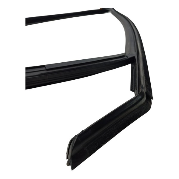 Borracha Canaleta Dianteira Esquerda Gm Cruze Sedan 2014 15