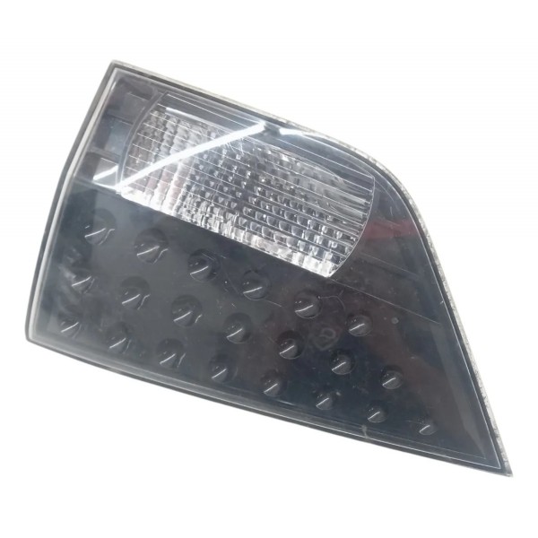 Lanterna Direita Tampa Traseira Mitsubishi Outlander 2010 Direito/passageiro