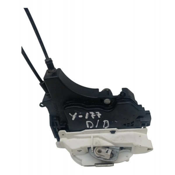 Fechadura Porta Dianteira Direita  Mitsubishi Outlander 2010