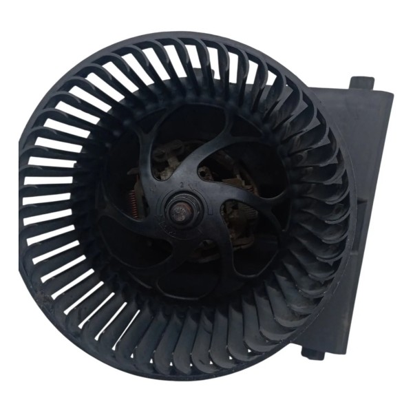 Ventilador Ar Forçado Volkswagen Golf 2006 2007 2008 Detalhe