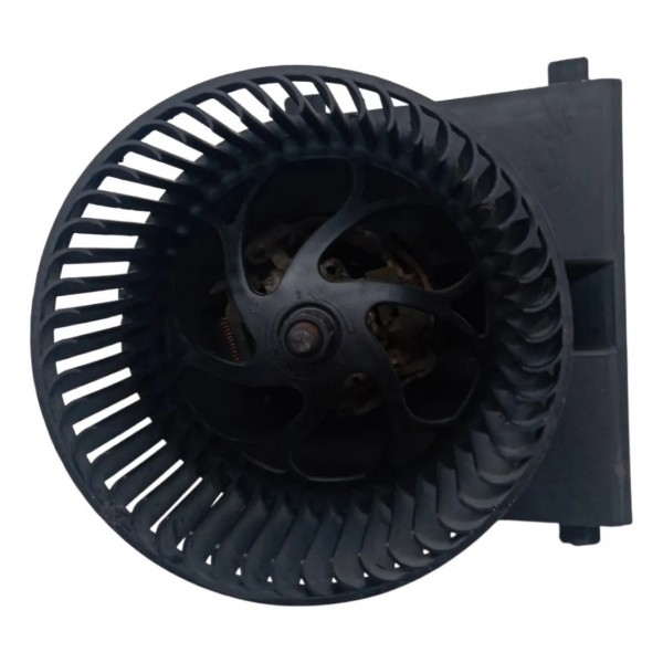 Ventilador Ar Forçado Volkswagen Golf 2006 2007 2008 Detalhe
