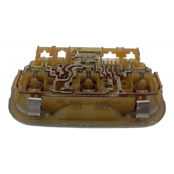 Luz Cortesia Teto Peugeot 307 Sw 2.0 2009 2010 2011 2012
