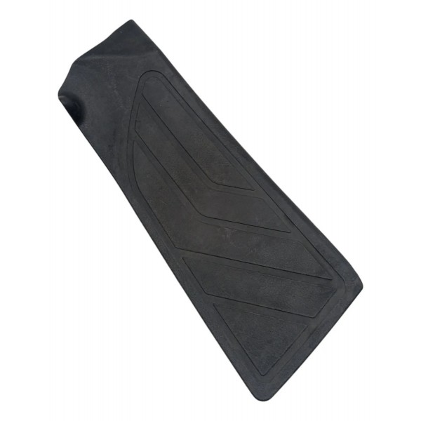 Moldura Descanso Pé Peugeot 307 Sw 2.0 2009 2010 2011 2012