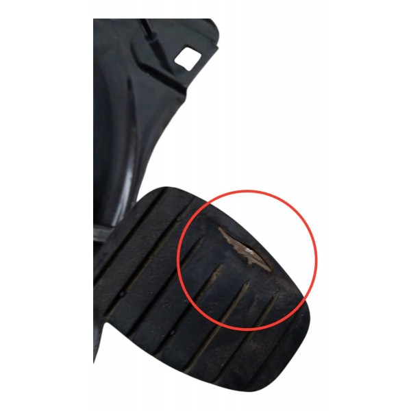 Pedaleira Pedal Freio Embreagem Renault Clio 2006 Detalhe