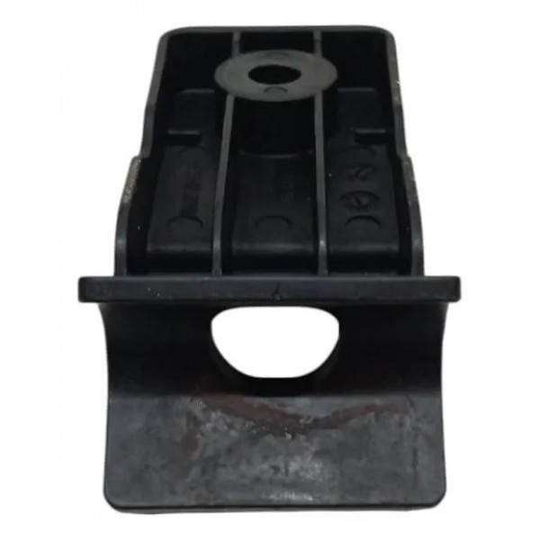 Suporte Superior Radiador Chevrolet Onix 2013 2014 2015