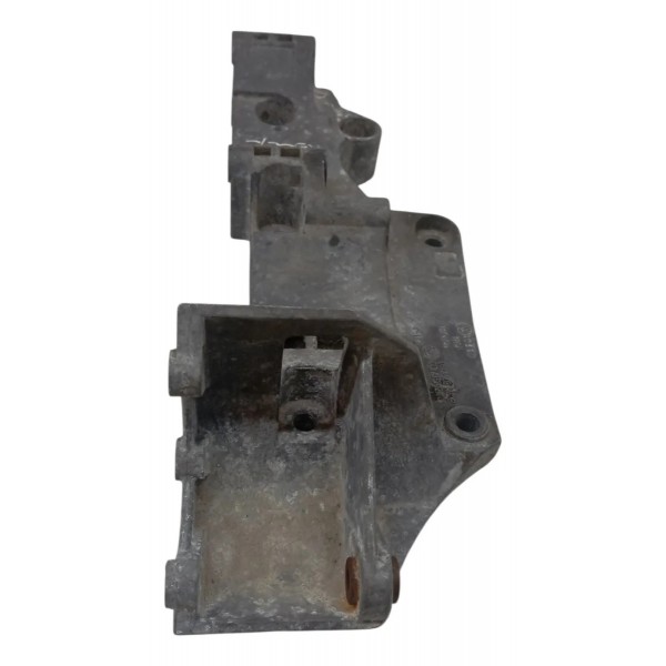 Suporte Compressor Alternador Vw Golf Bora 2.0 06a903143p