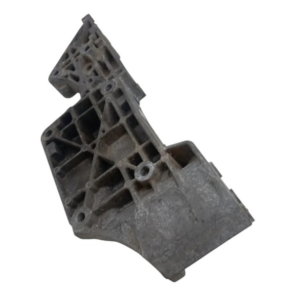Suporte Compressor Alternador Vw Golf Bora 2.0 06a903143p