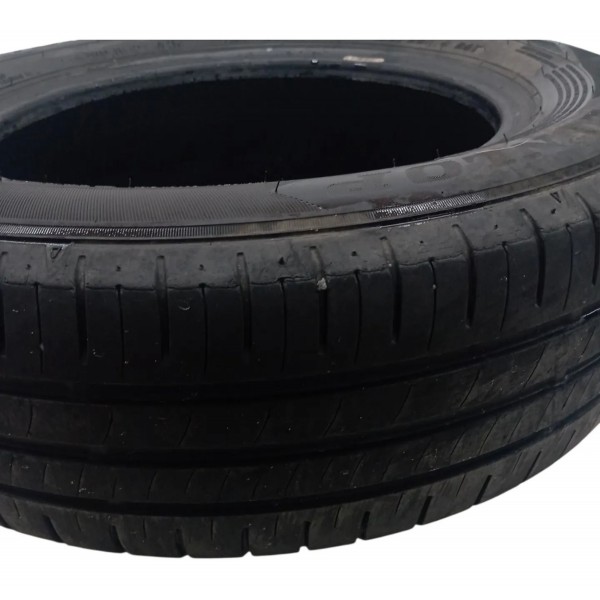 Pneu 185/65/r14 Dunlop Aro 14