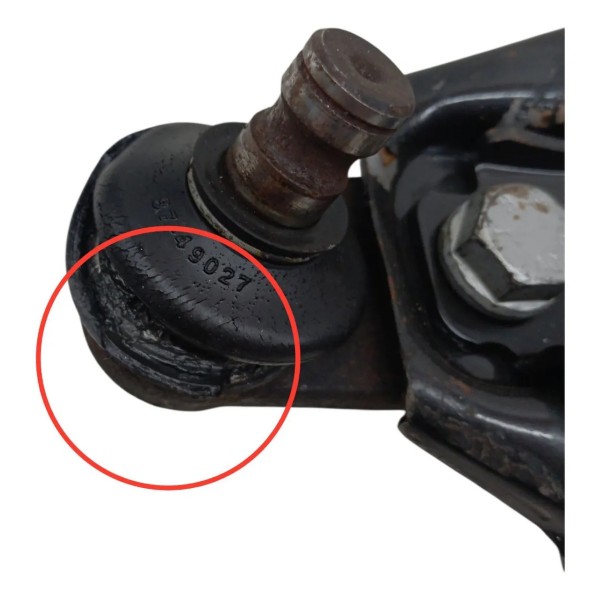 Bandeja Balança Esquerda Renault Clio 1.0 2005 2006 Detalhe