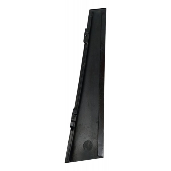 Moldura Coluna Porta Dianteira Direita Vw Polo 1.6 2002 2003