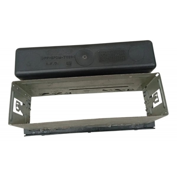 Moldura Porta Objetos Radio Chevrolet Corsa Sedan 2008