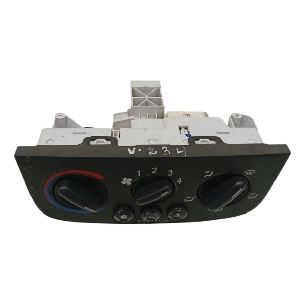 Comando Ar Condicionado Chevrolet Corsa Sedan 1.8 2007 2008