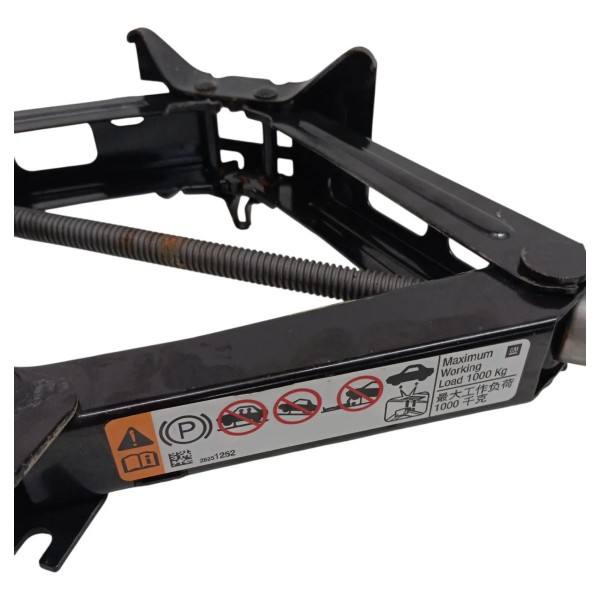 Kit Macaco Chave Roda Chevrolet Onix 1.0 2019 2020