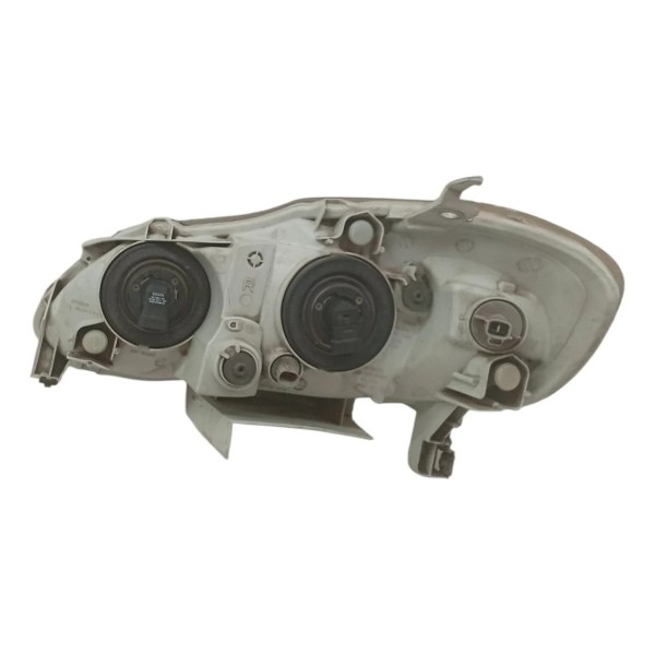 Farol Dianteiro Direito Toyota Corolla Sedan 2005 Detalhe