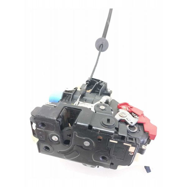 Fechadura Porta Traseira Lado Direito Vw Jetta 2009