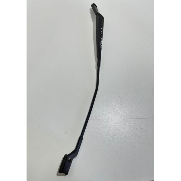 Braço Limpador Pára-brisa Dianteiro Direito  Jetta 2.5 Cx80