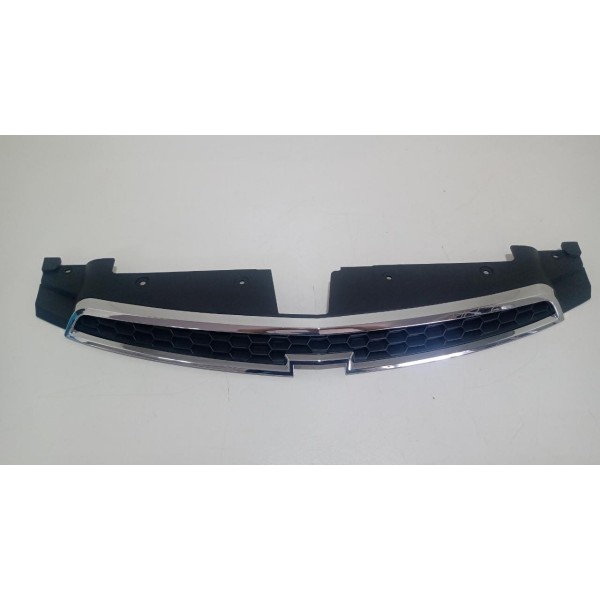 Grade Friso Dianteira Superior Cruze 2010 Cx58